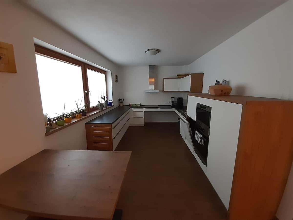 Grosszuegiges Apartment Georg Mayrhofen Barrierefrei Hollenzen エクステリア 写真
