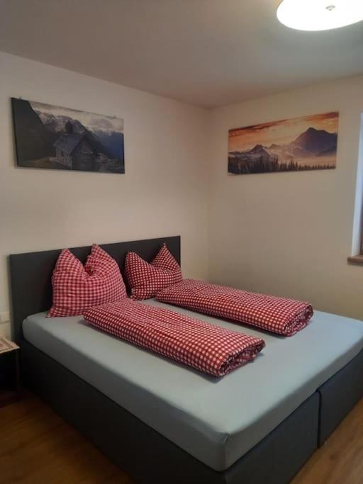 Grosszuegiges Apartment Georg Mayrhofen Barrierefrei Hollenzen エクステリア 写真